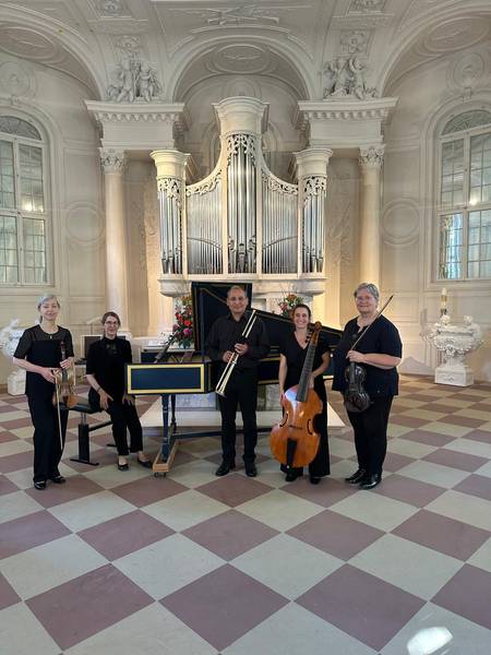 Quelle: Arnakuliyev Barock Consort - eingebettet von www.kirchenbezirk-mosbach.de